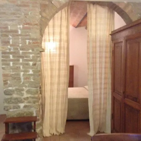 Appartement Azzi Mono Pérouse